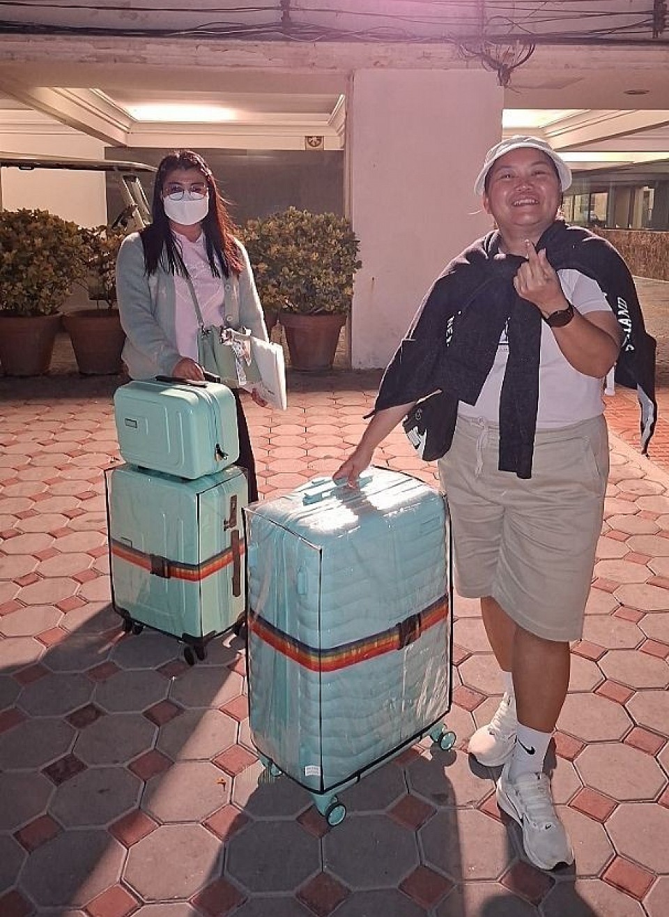 รับลูกค้าจากโรงแรมไปสนามบิน